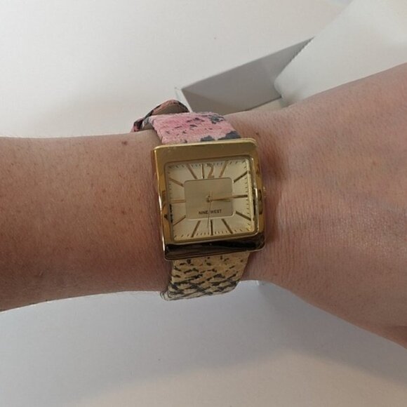 NINE WEST WATCH GOLD PINK
